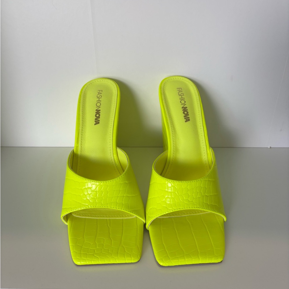 Fashion Nova | Bright Yellow Embossed Slides